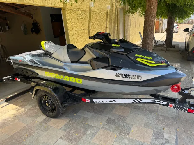 Jet ski RXTX 325