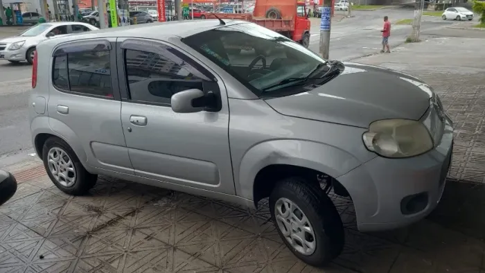 Fiat Uno Vivace/rua 1.0 EVO Fire Flex 8V 5P 2011