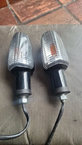Par de pisca original xre 300 ou cb 300