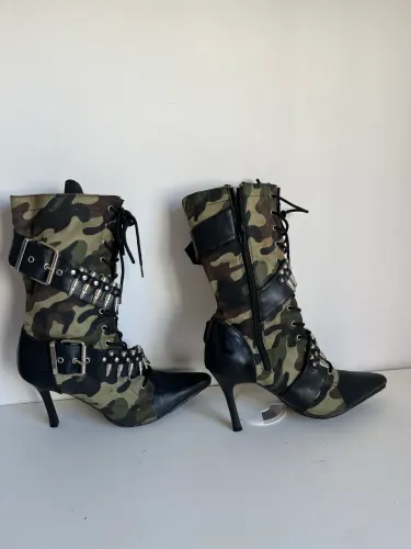 Bota longa camuflada salto nova tamanho 36