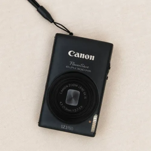 Câmera Canon PowerShot ELPH 300 HS 12.1MP Full HD Zoom Óptico 5x Preta