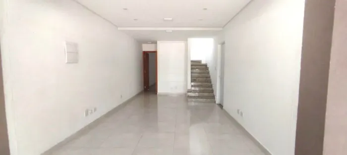 Casa comercial em Guarulhos - Bairro Vila Rosália - ao lado do Lado dos Patos