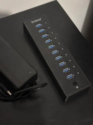 Hub USB 3.0 10 portas com fonte Orico