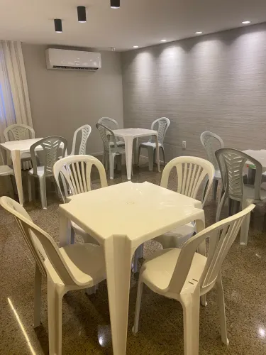 Aluguel mesa e cadeira 15,00