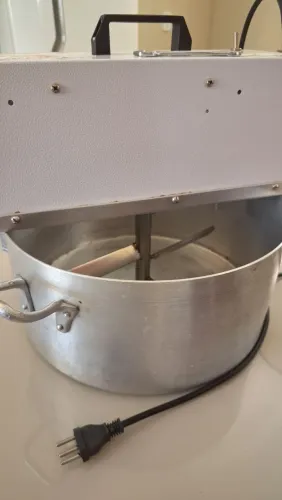 Misturador Elétrico para Massa de Salgados | Tacho com Pá