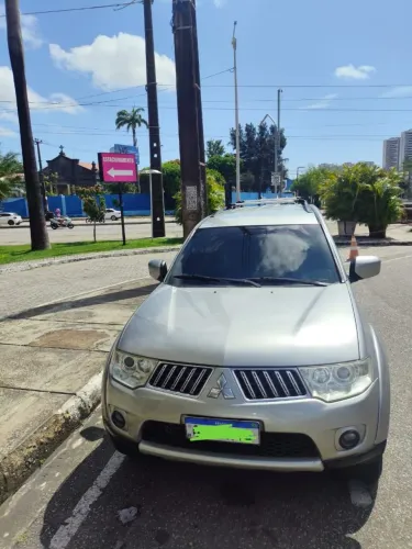 Mitsubishi Pajero Dakar 3.2 4X4 T.i. Dies. 5P Aut. 2013