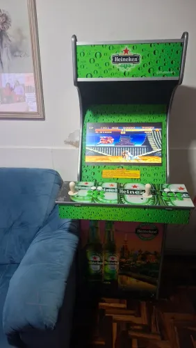 Vendo Fliperama com 10 mil jogos