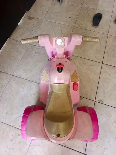 Vendo triciclo elétrico leia 
