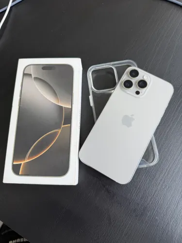 iPhone 16 pro Max 256GB 92% bateria