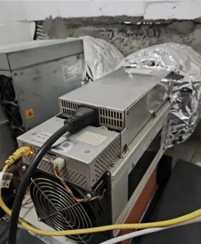 Máquina de mineração m31s 70 t h