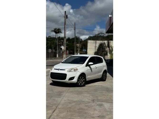 Fiat Palio Attractive 1.0 EVO Fire Flex 8V 5P 2013