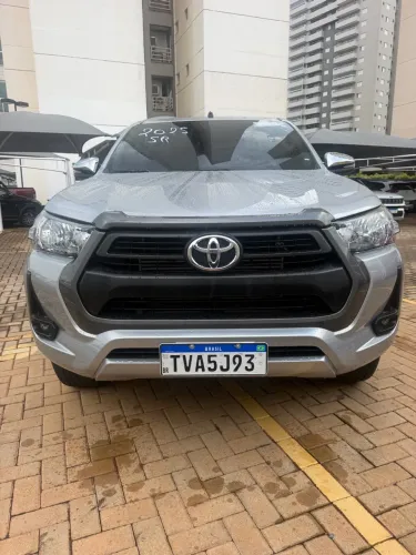 Toyota Hilux CD SR 4X4 2.8 TDI Diesel Aut. 2025