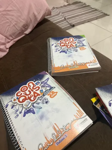 Livro didático do volume 3 e 4 do 9º ano