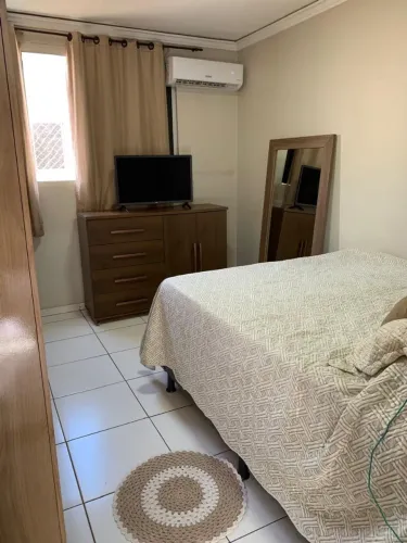 Vendo apto condomínio MARATÁ