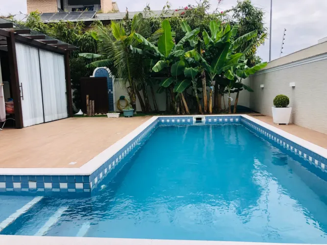 Aluguel de temporada Casa com piscina em Jurerê Internacional