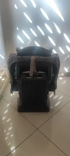 Cadeirinha de criança para carro