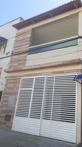 Casa próximo Abel cabral