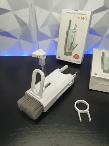 Kit Limpeza 8 em 1 para Celular, Fone, Teclado e Notebook