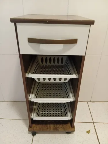 Fruteira seminova