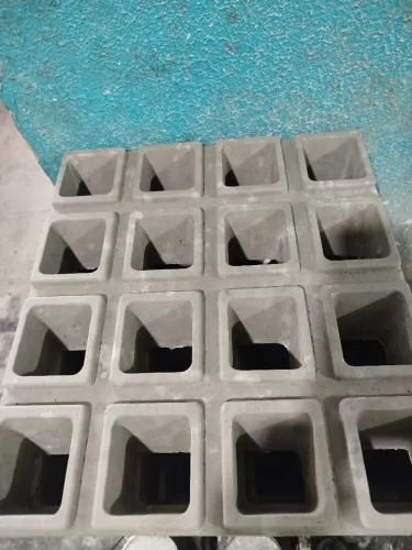 VENDO COBOGÓ DE 16 FUROS PRÉ MOLDADO .
