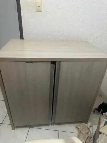Cômoda 400$ os dois