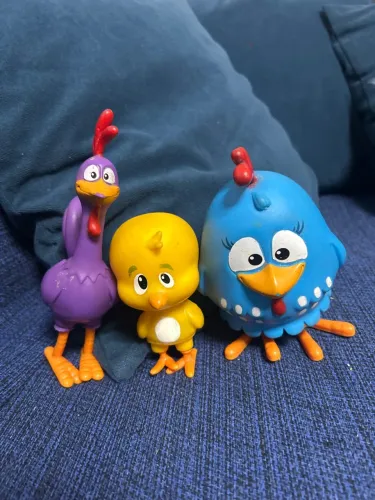 Galinha pintadinha, galo carijó e o piu piu .