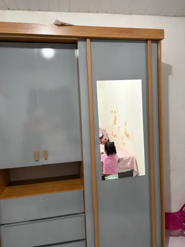 Guarda-roupa casal