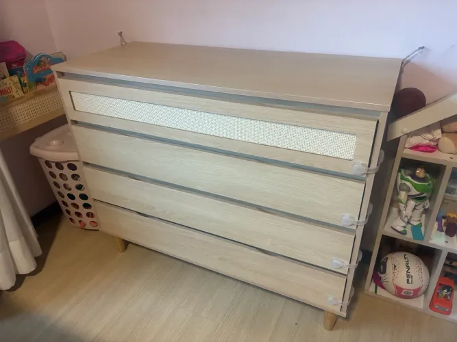 Cômoda infantil Quarter Paglia 4 gavetas com palha