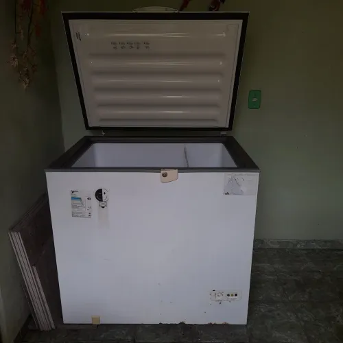 Freezer consul.Favor leiam!