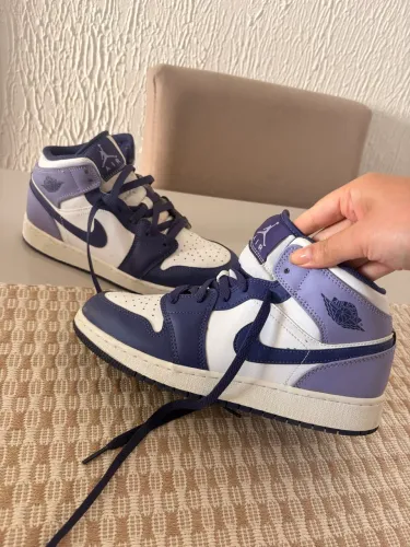 Air Jordan 1 roxo tam 37