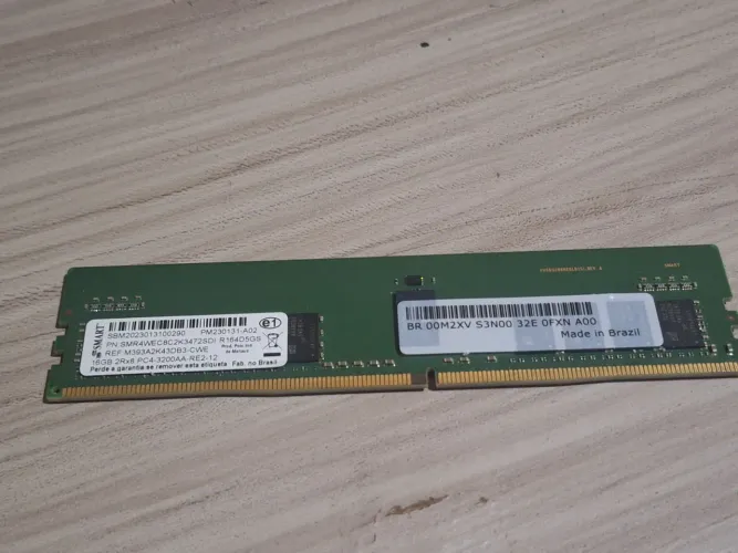 Memória RAM 16GB DDR4 3200MHz Smart - Com Defeito (Para Retirada de Peças/Reparo)
