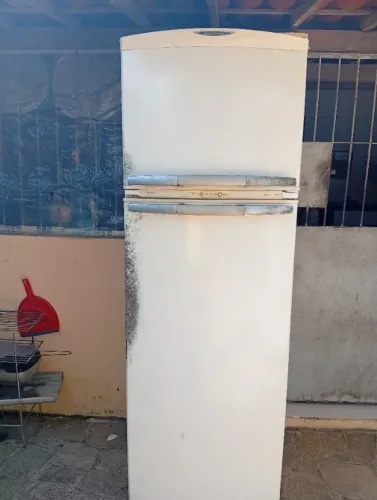 Geladeira Frost Free