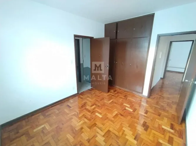 Apartamento comercial no Barreiro !