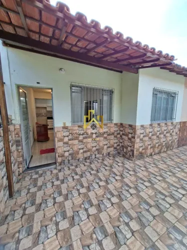 Linda Casa em Condomínio no Copacabana