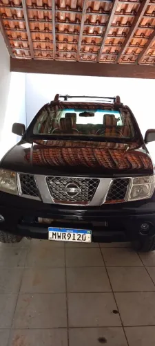 Nissan Frontier Se/se Strik CD 4X4 2.5 TB Dies. 2011