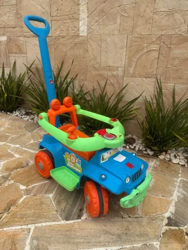 Carrinho de Passeio e Andador Infantil Baby Banjipe