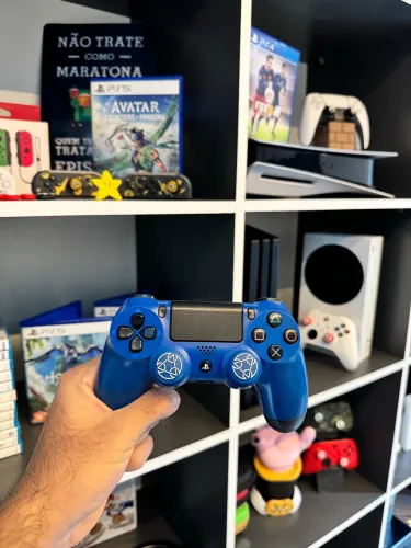 Controle PS4 original semi-novo