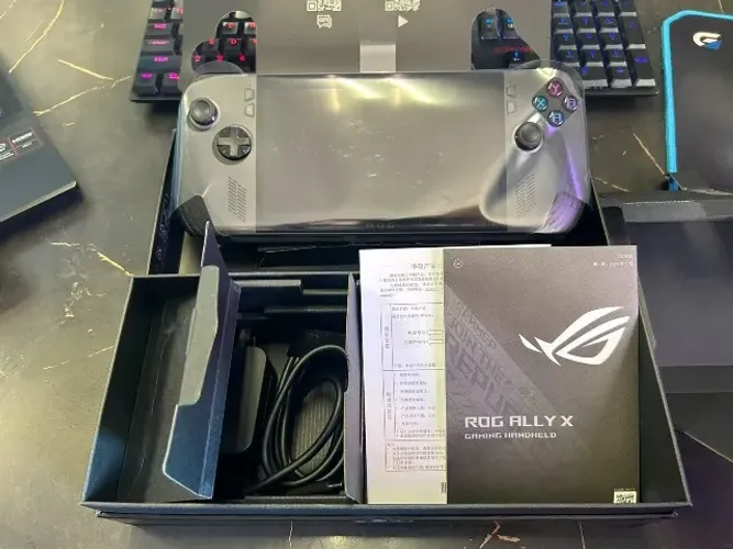 Asus ROG Ally X 17.8 cm 120Hz FHD 24Gb + 1Tb NOVO