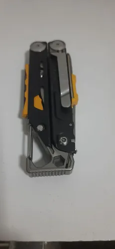 Alicate Leatherman Signal 
