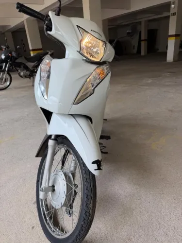 HONDA BIZ 110i 2022 IMPECÁVEL