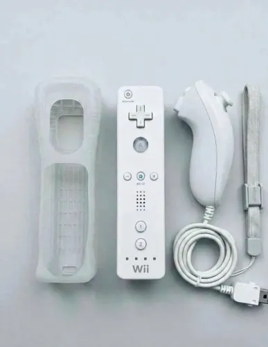 Wii Remote Original + Nunchuck