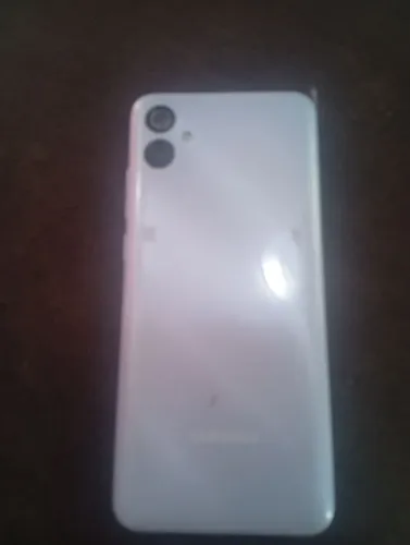 Samsung Galaxy A4 em perfeito estado de conservação 