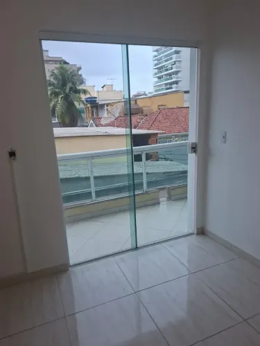 ALUGO CASA GEMINADA TRIPLEX 150m..VILA VALQUEIRE..03 QUARTOS (02 Suites)