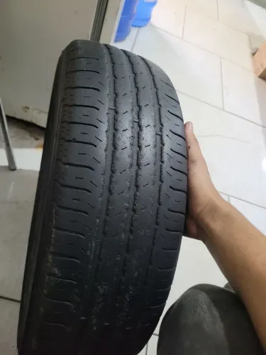 Pneu 175 70 13 