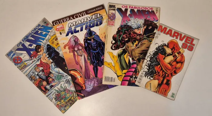 Lote de HQS Marvel (O amor está no ar)