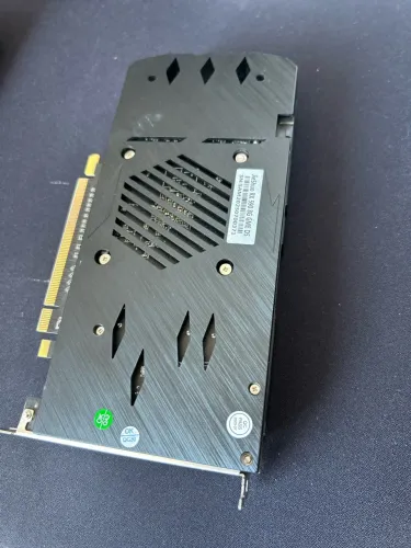 RX 590 GME *leia a descrição*