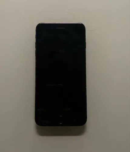 iPhone 7 Plus ( precisa trocar botão e câmera )