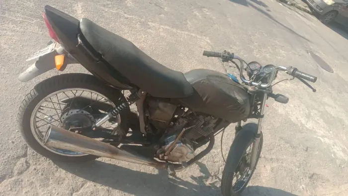 VENDO MOTO USADA PRA TRABALHO