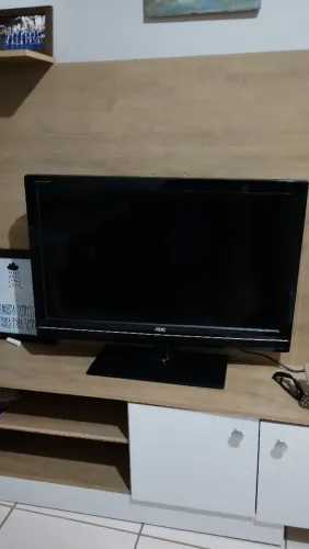 Vendo TV 32 polegadas não é smart