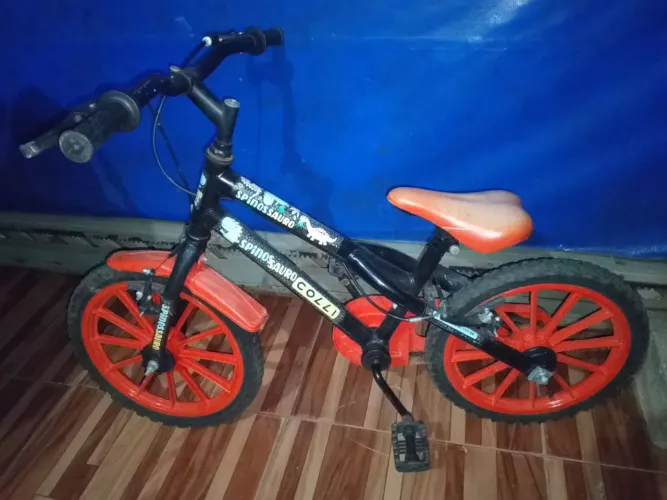 Bicicleta infantil usada